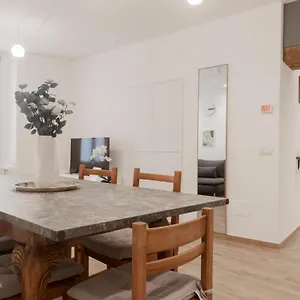 Brilla Marvelous In The Center Apartament Bergamo