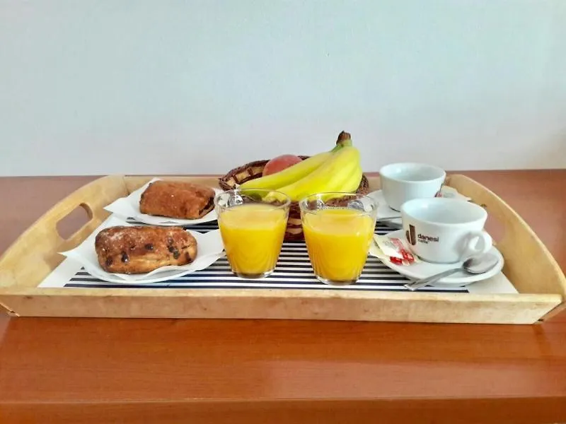 Couette-café Sole E Luna Rome